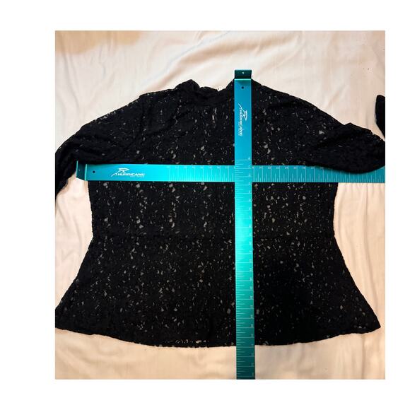 LANE BRYANT Blouse Top sz30/32 Sheer Black Lace Long Sleeve 2Button Keyhole Back - Picture 12 of 14